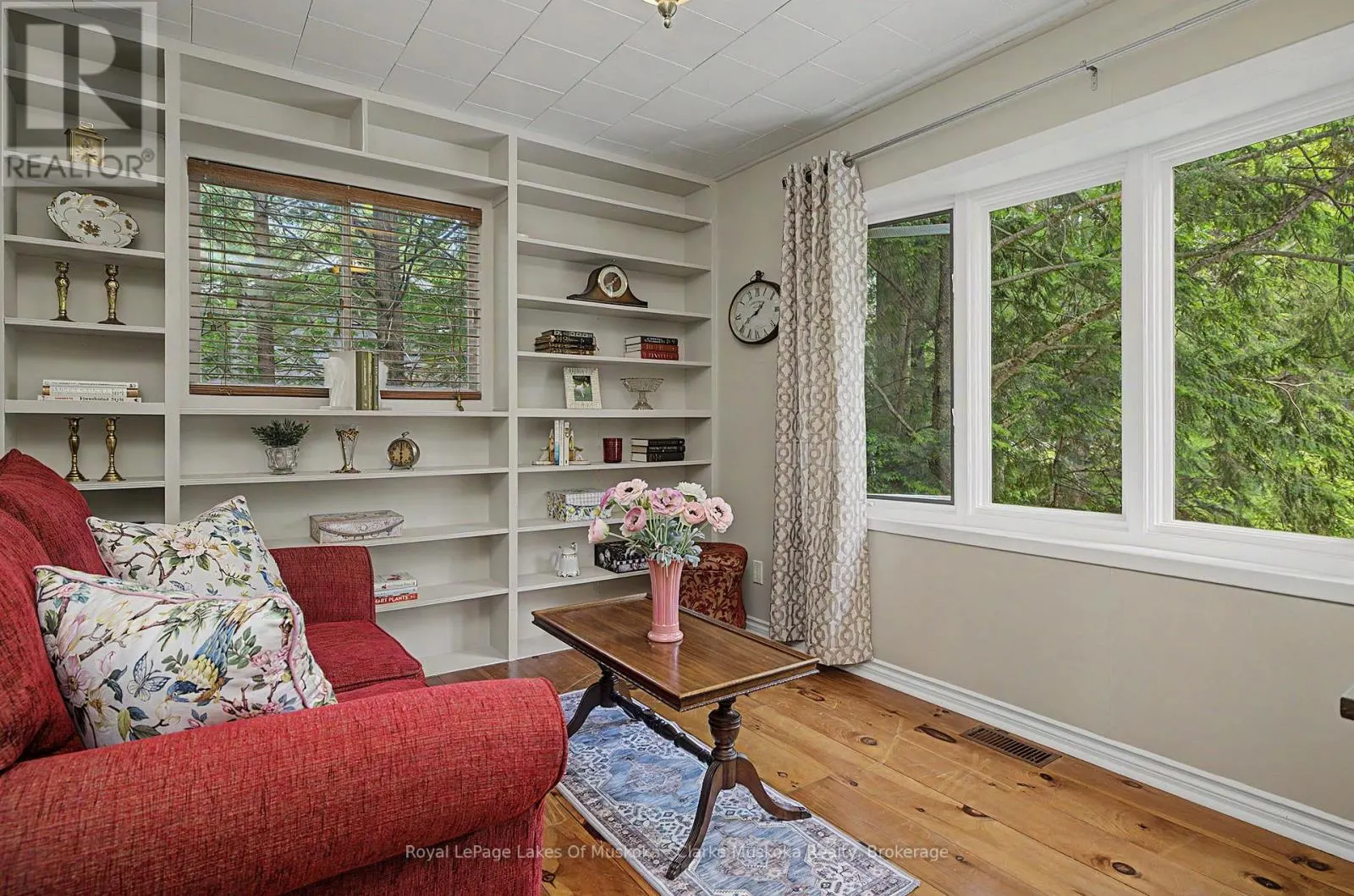 43 MAPLE ST