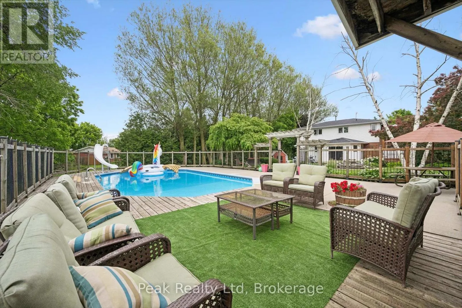 170 ELMSLIE PLACE