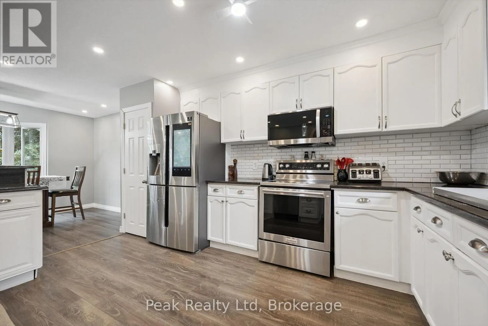 170 ELMSLIE PLACE