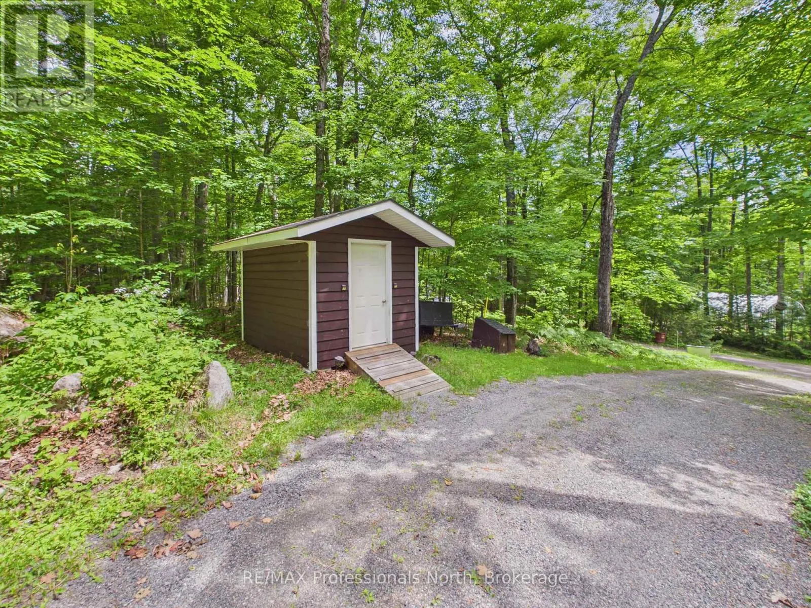 1007 LEECH LAKE POINT ROAD