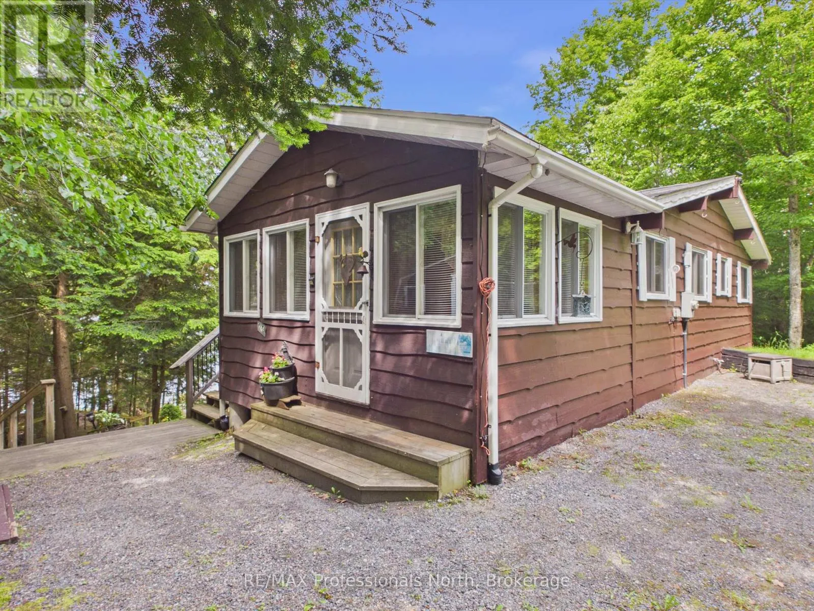 1007 LEECH LAKE POINT ROAD