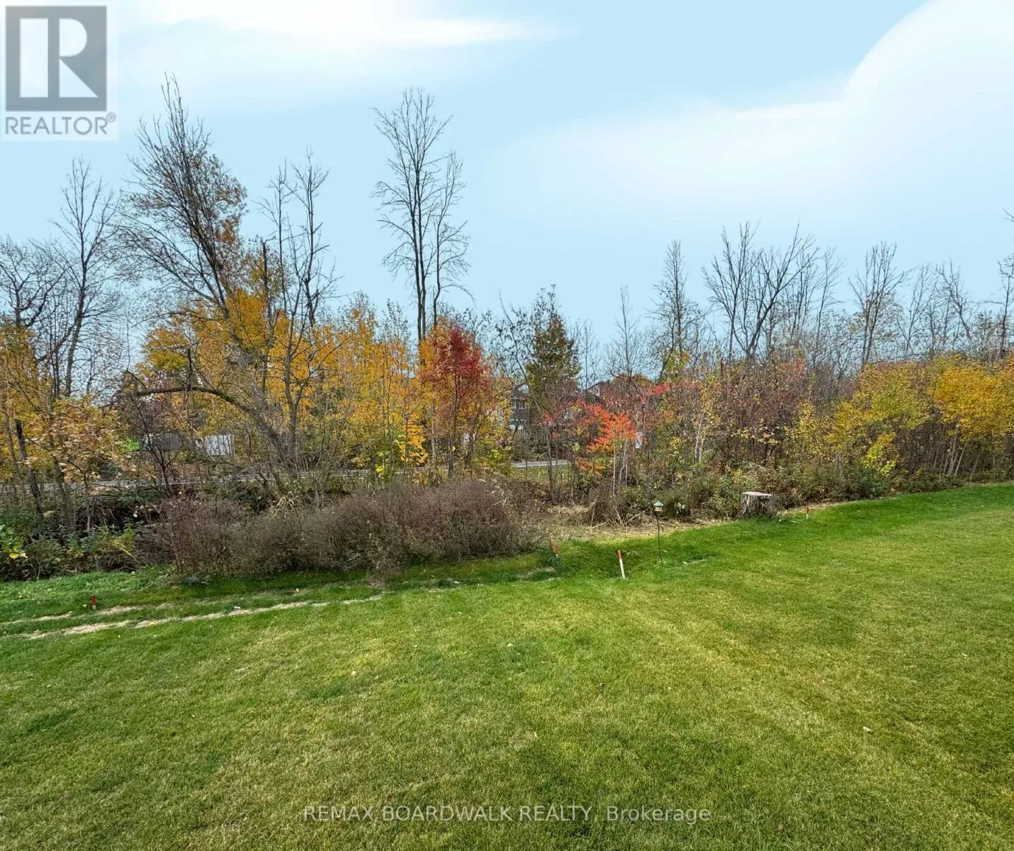 343 VOYAGEUR PLACE