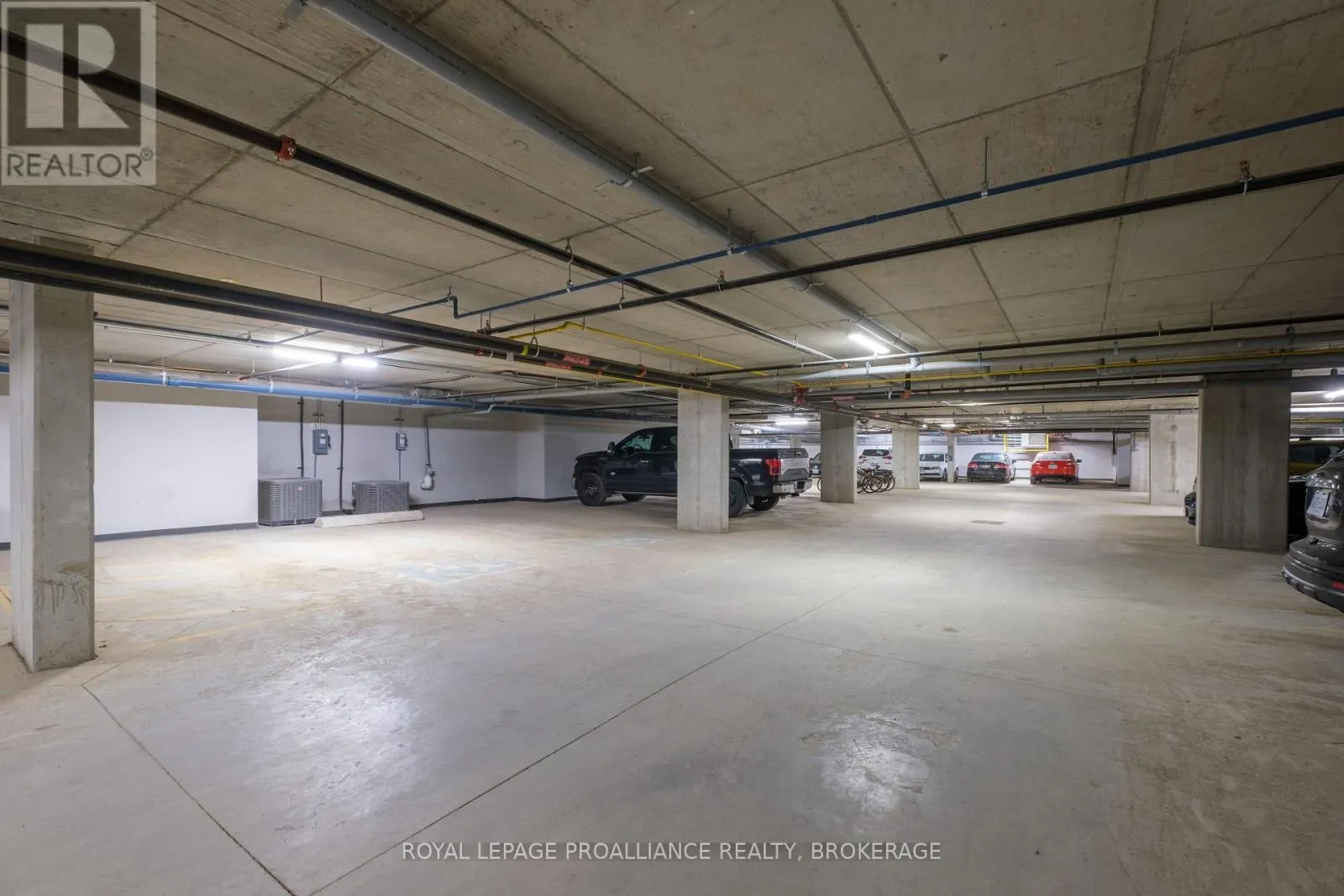 502 - 501 FRONTENAC STREET #502