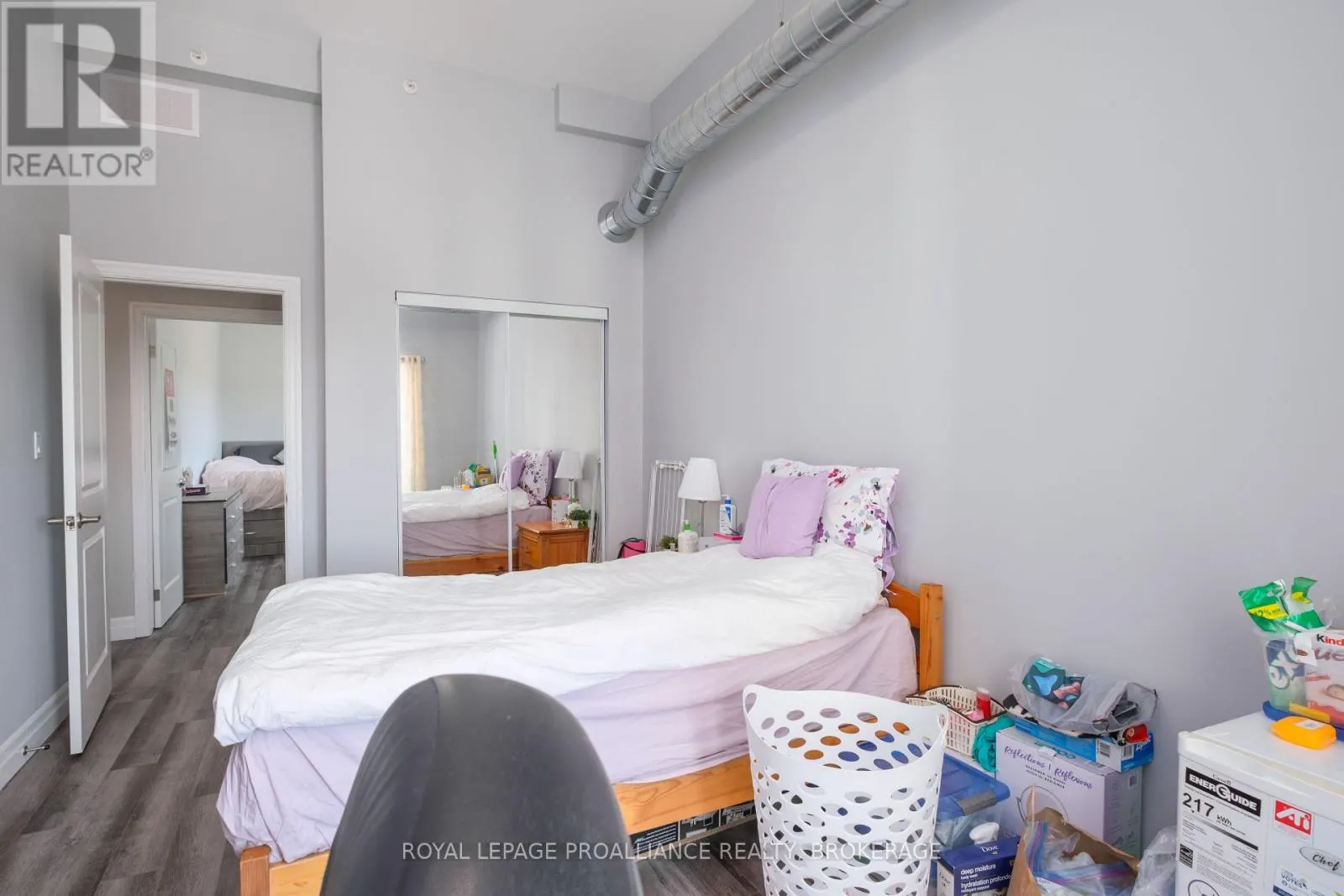 502 - 501 FRONTENAC STREET #502