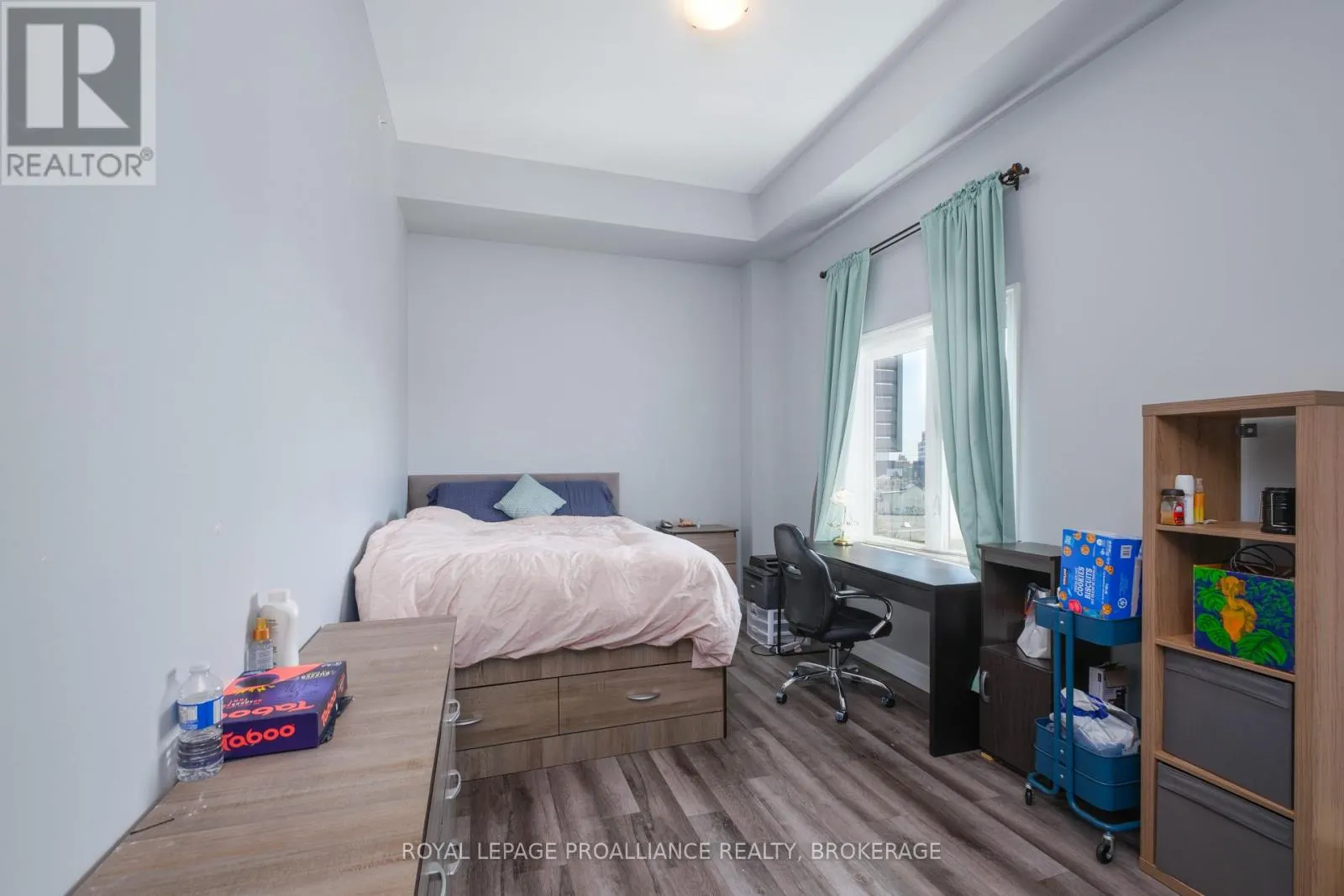 502 - 501 FRONTENAC STREET #502