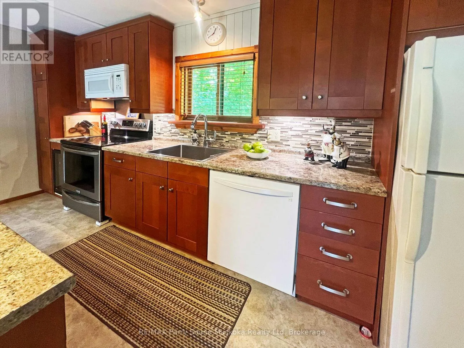 383 HORSESHOE LAKE WA
