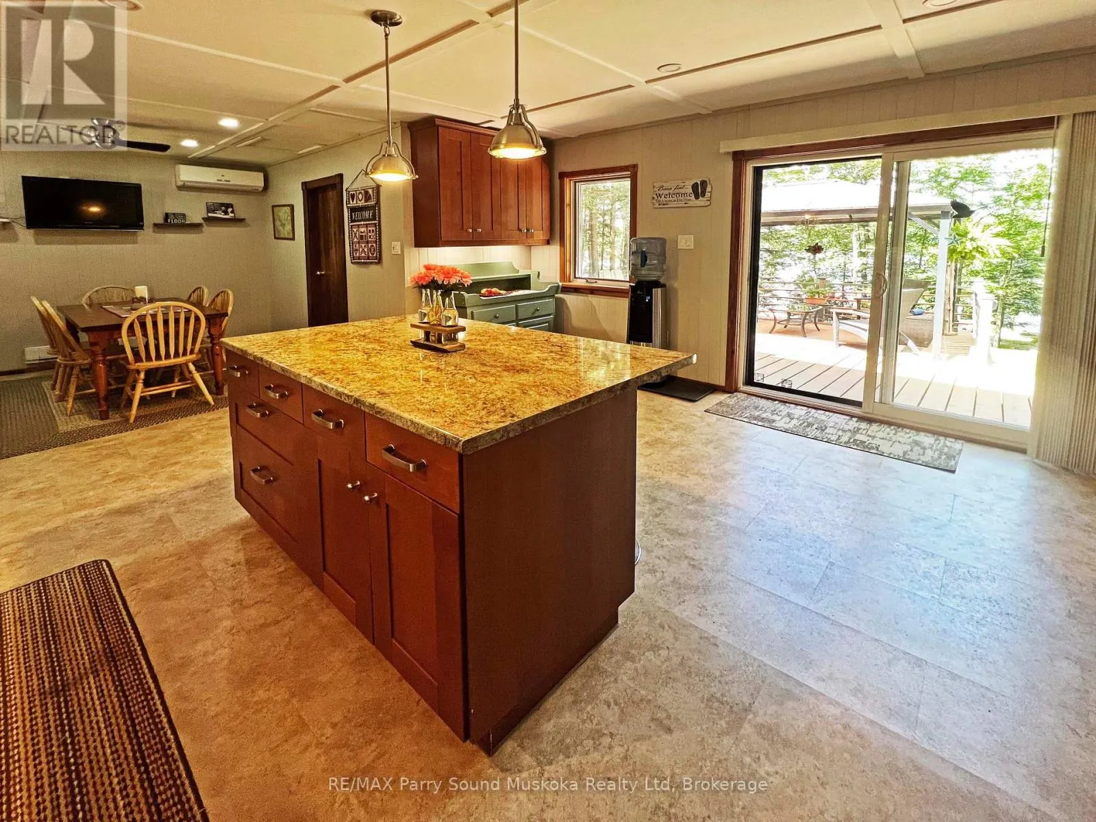 383 HORSESHOE LAKE WA