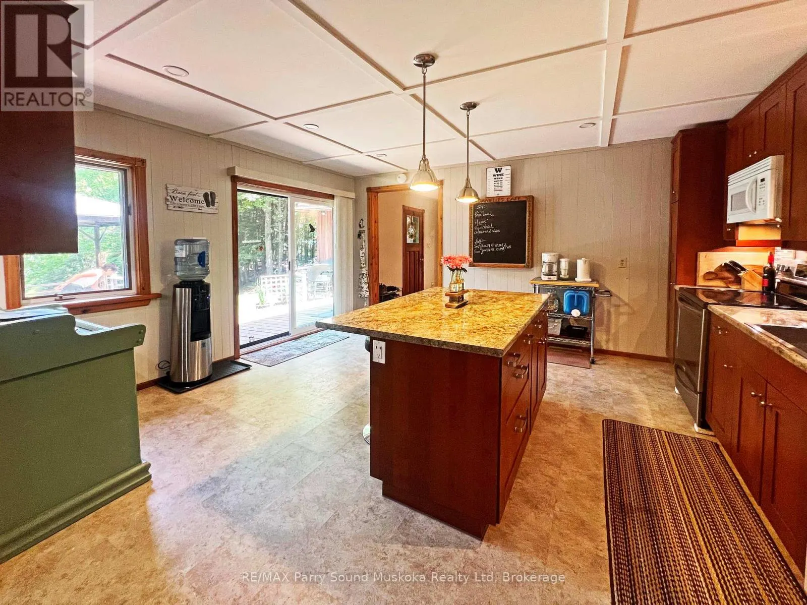 383 HORSESHOE LAKE WA