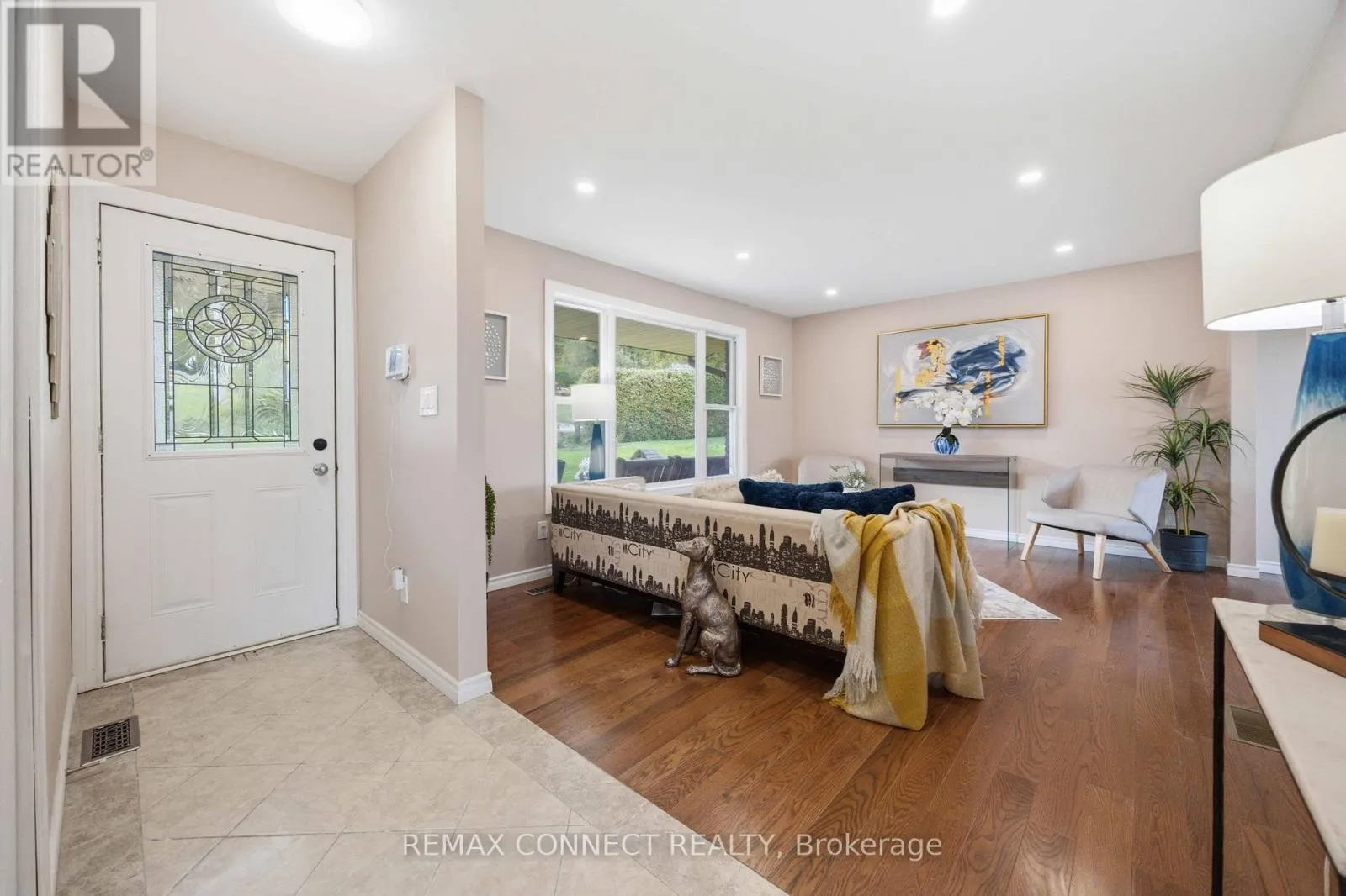 36 HELEN DRIVE
