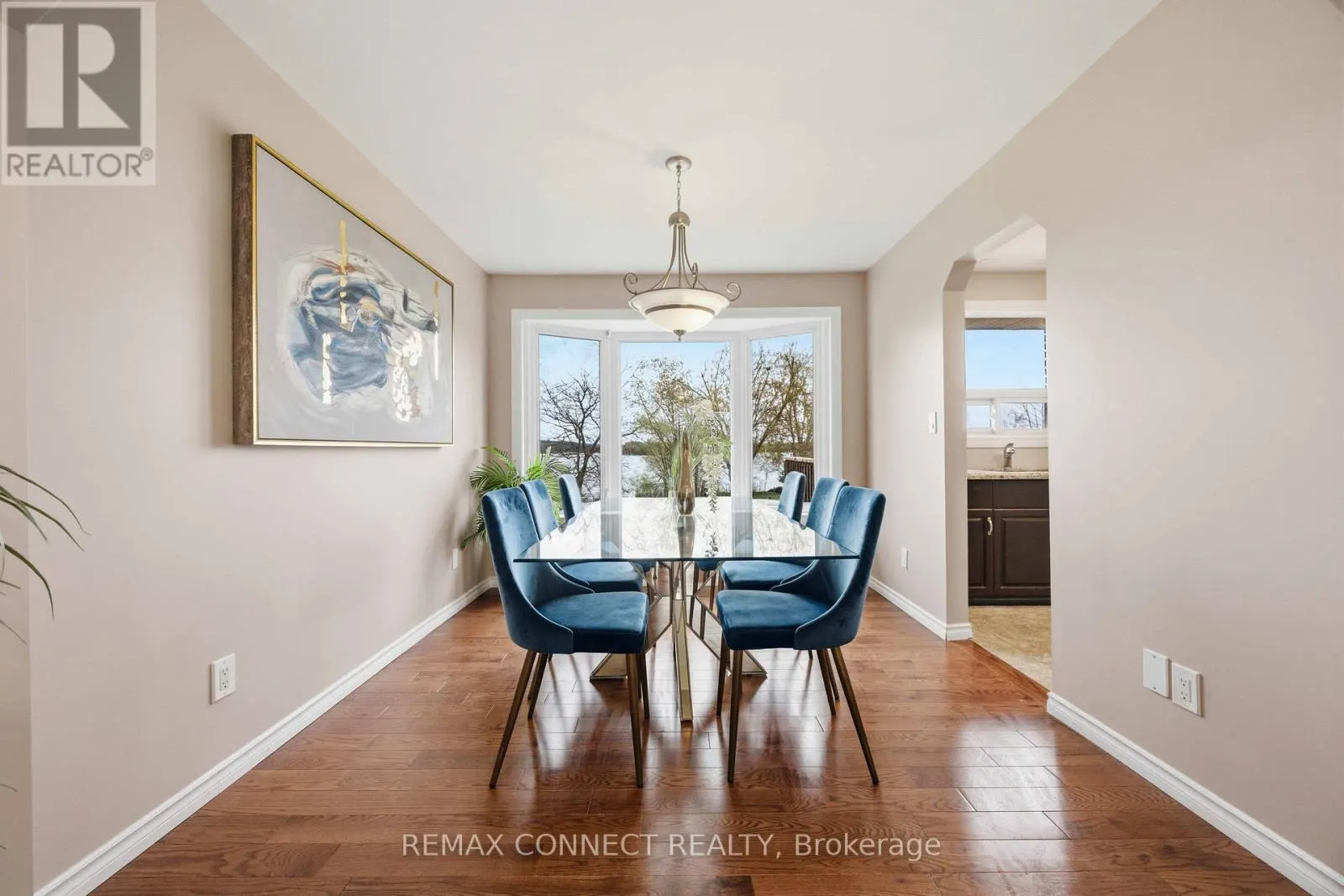 36 HELEN DRIVE