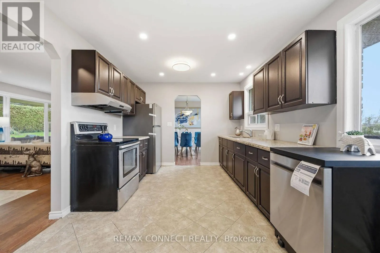 36 HELEN DRIVE