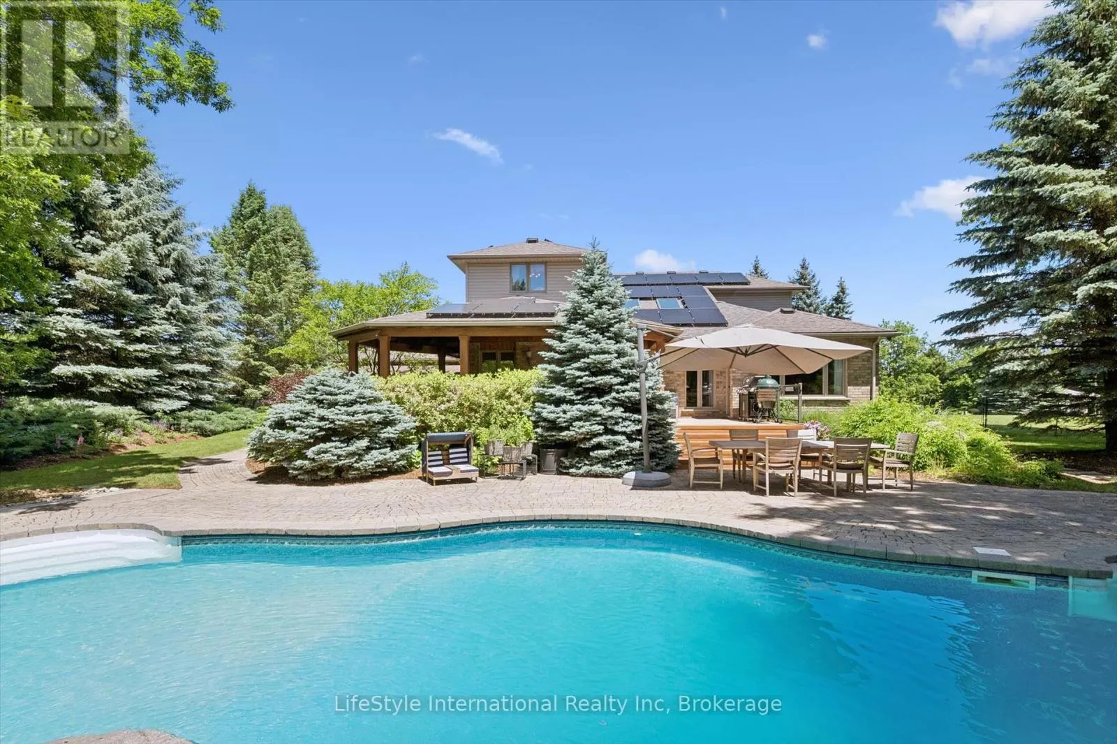12 OCHS DRIVE