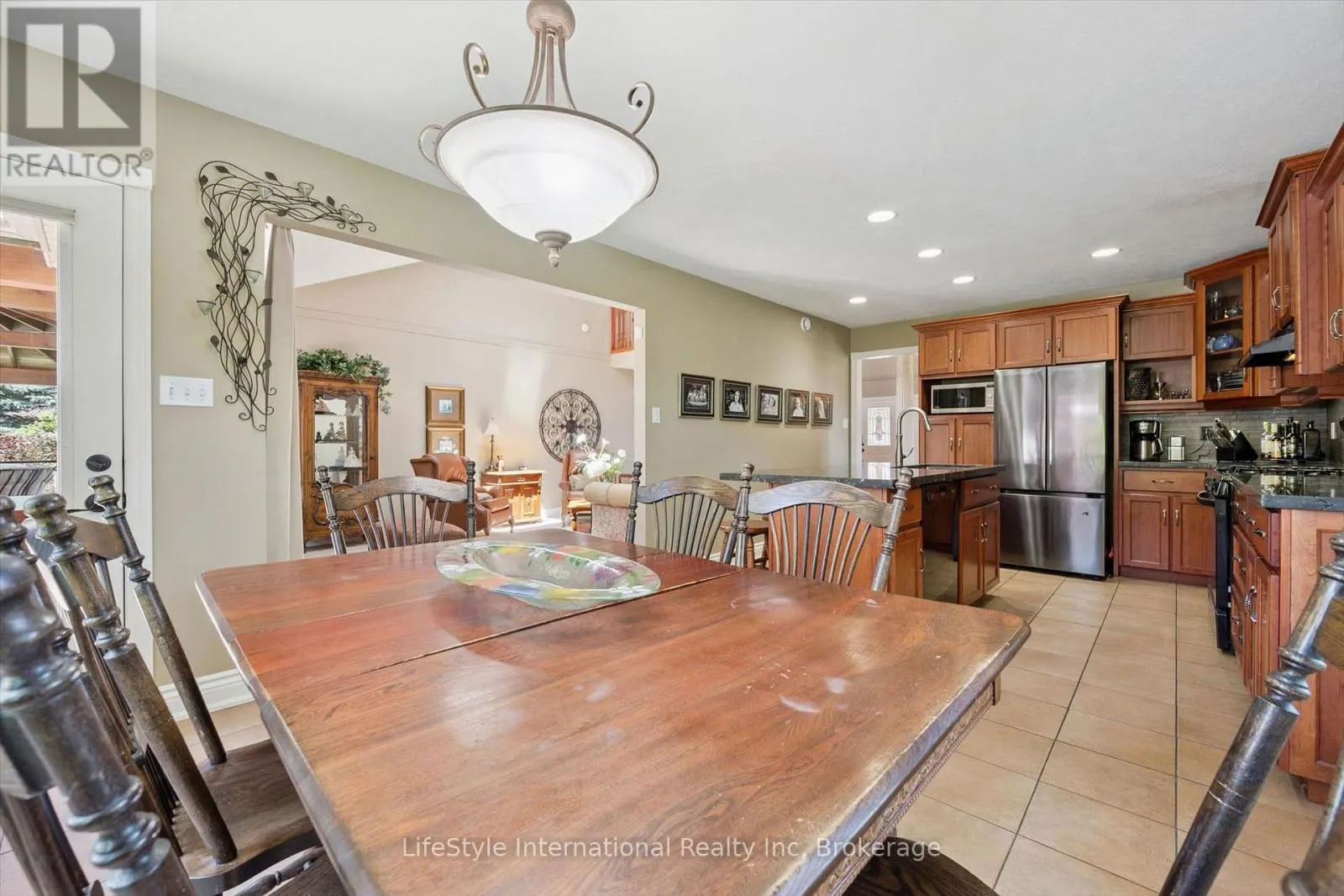 12 OCHS DRIVE