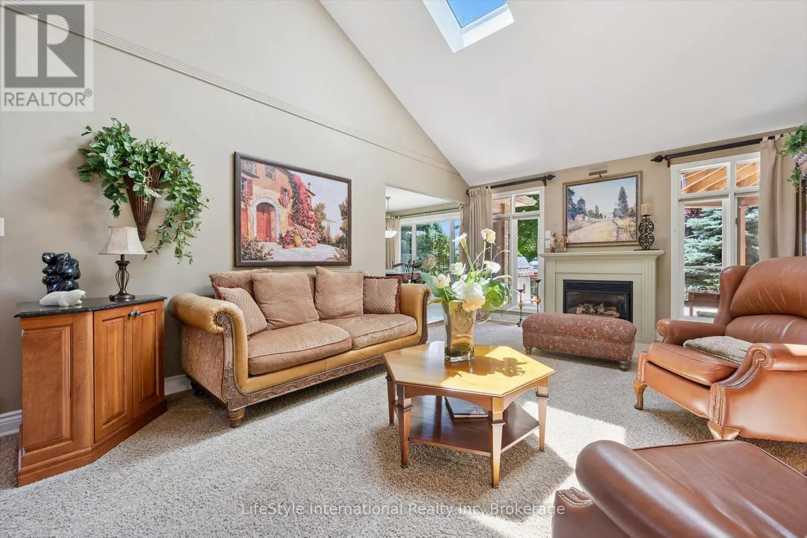 12 OCHS DRIVE