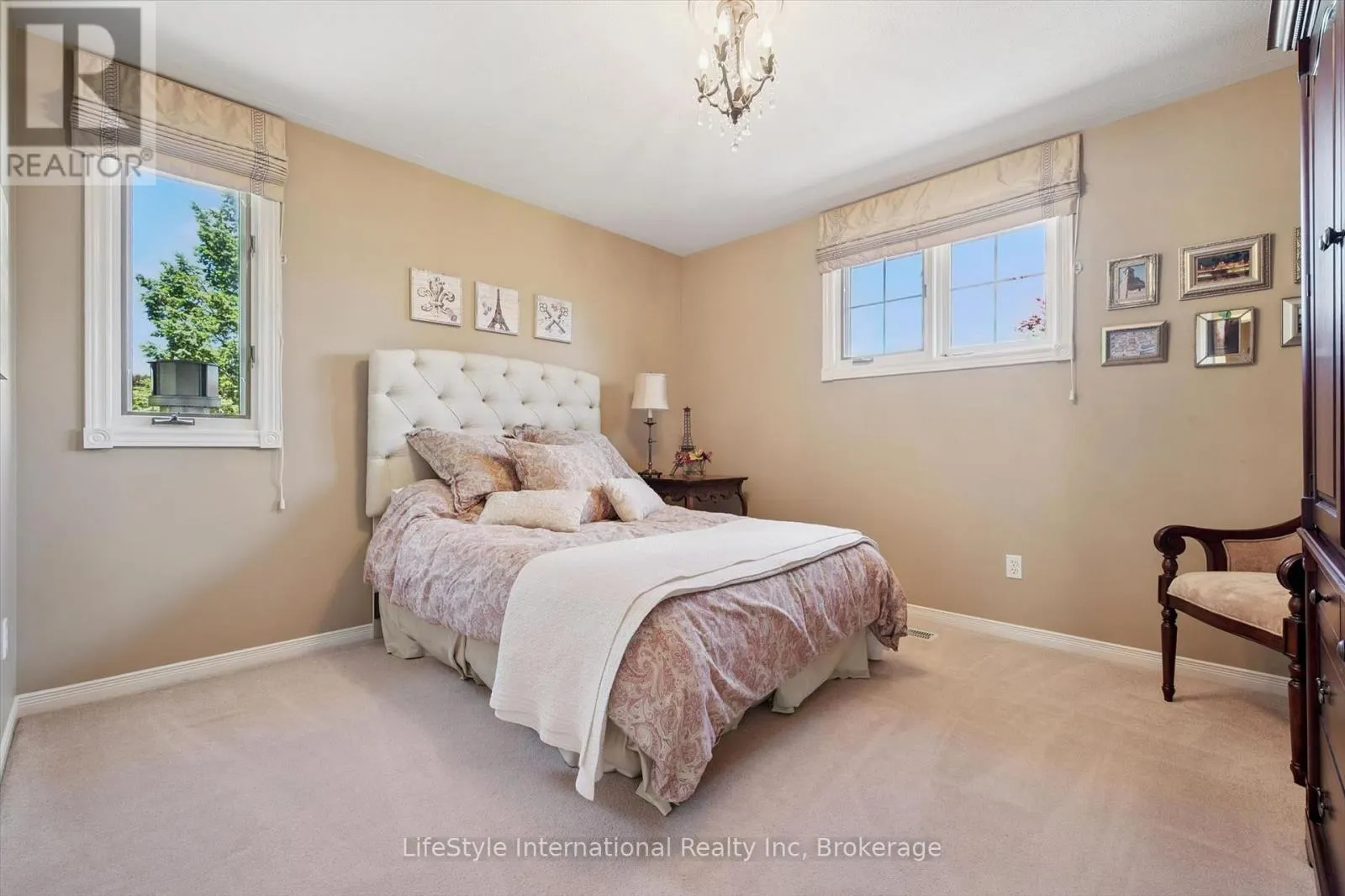 12 OCHS DRIVE