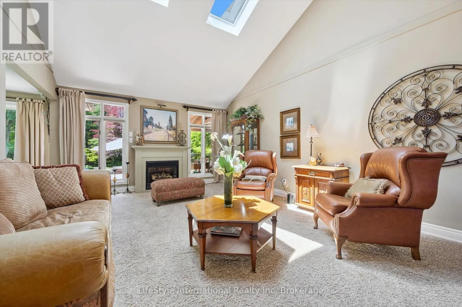 12 OCHS DRIVE