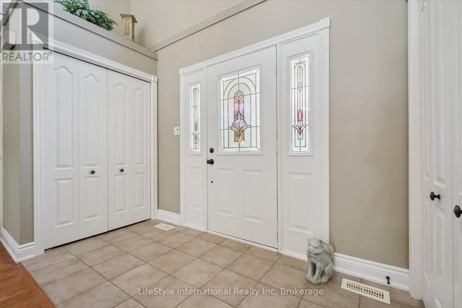 12 OCHS DRIVE