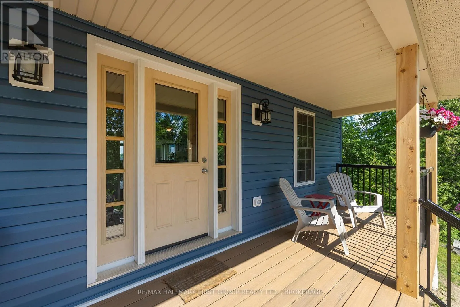 812 BUCK HOLLOW LANE
