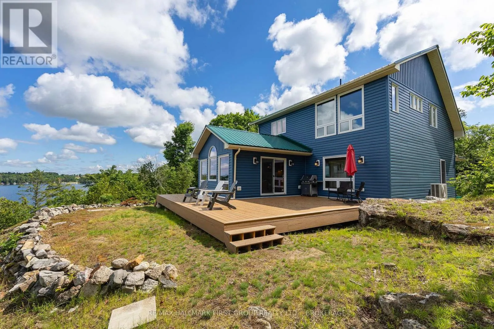 812 BUCK HOLLOW LANE