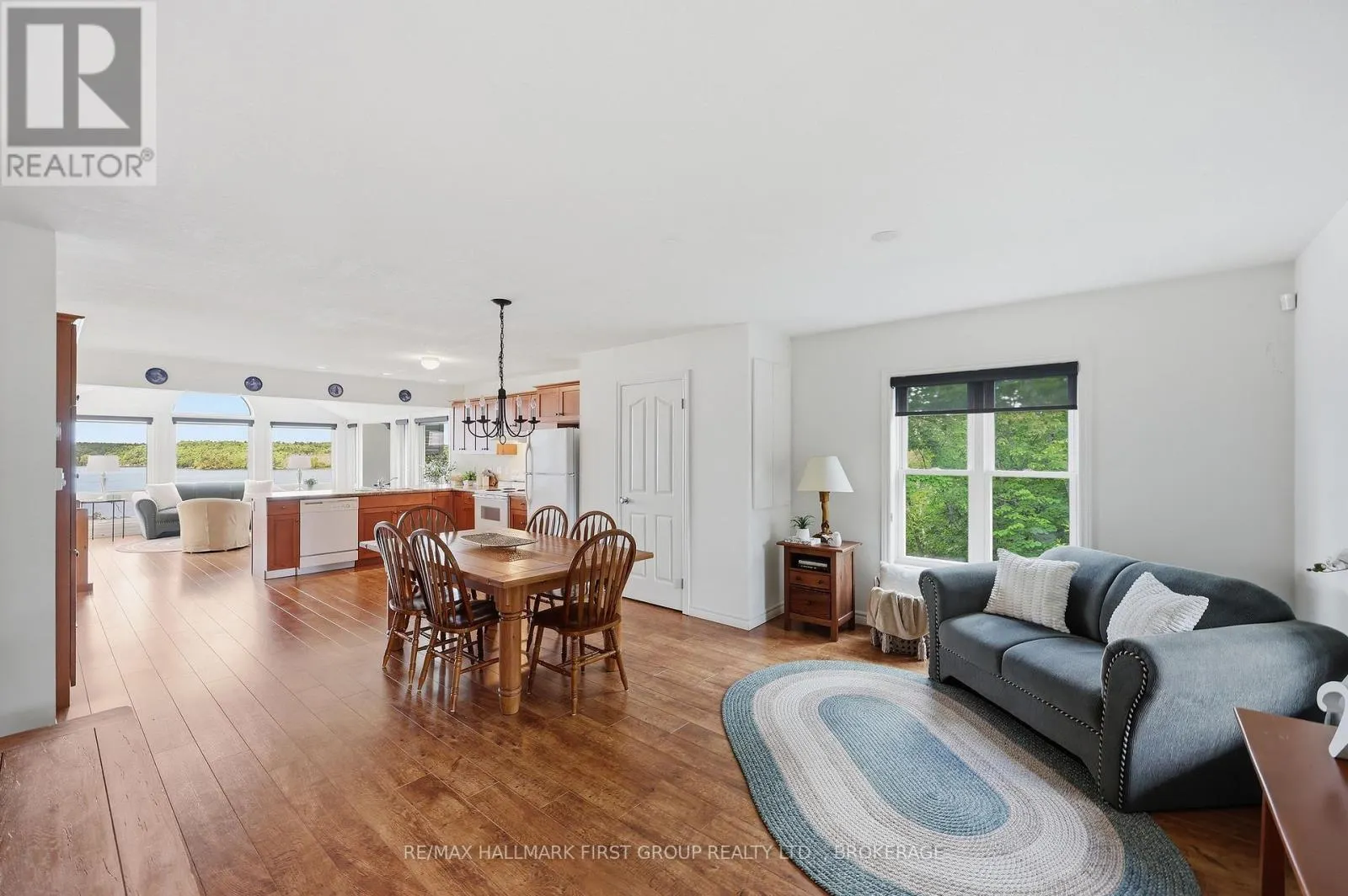812 BUCK HOLLOW LANE