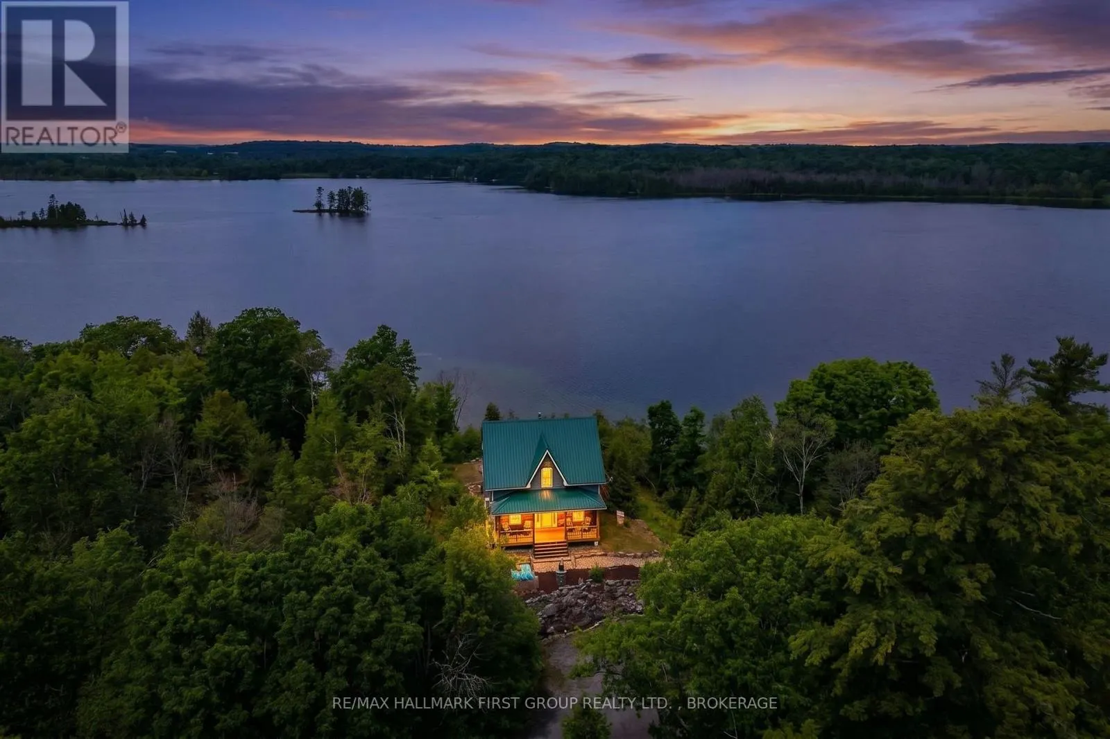 812 BUCK HOLLOW LANE