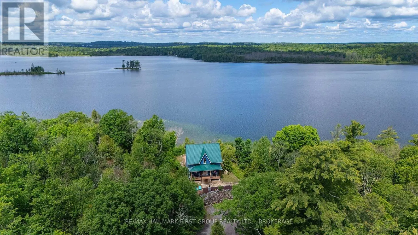 812 BUCK HOLLOW LANE