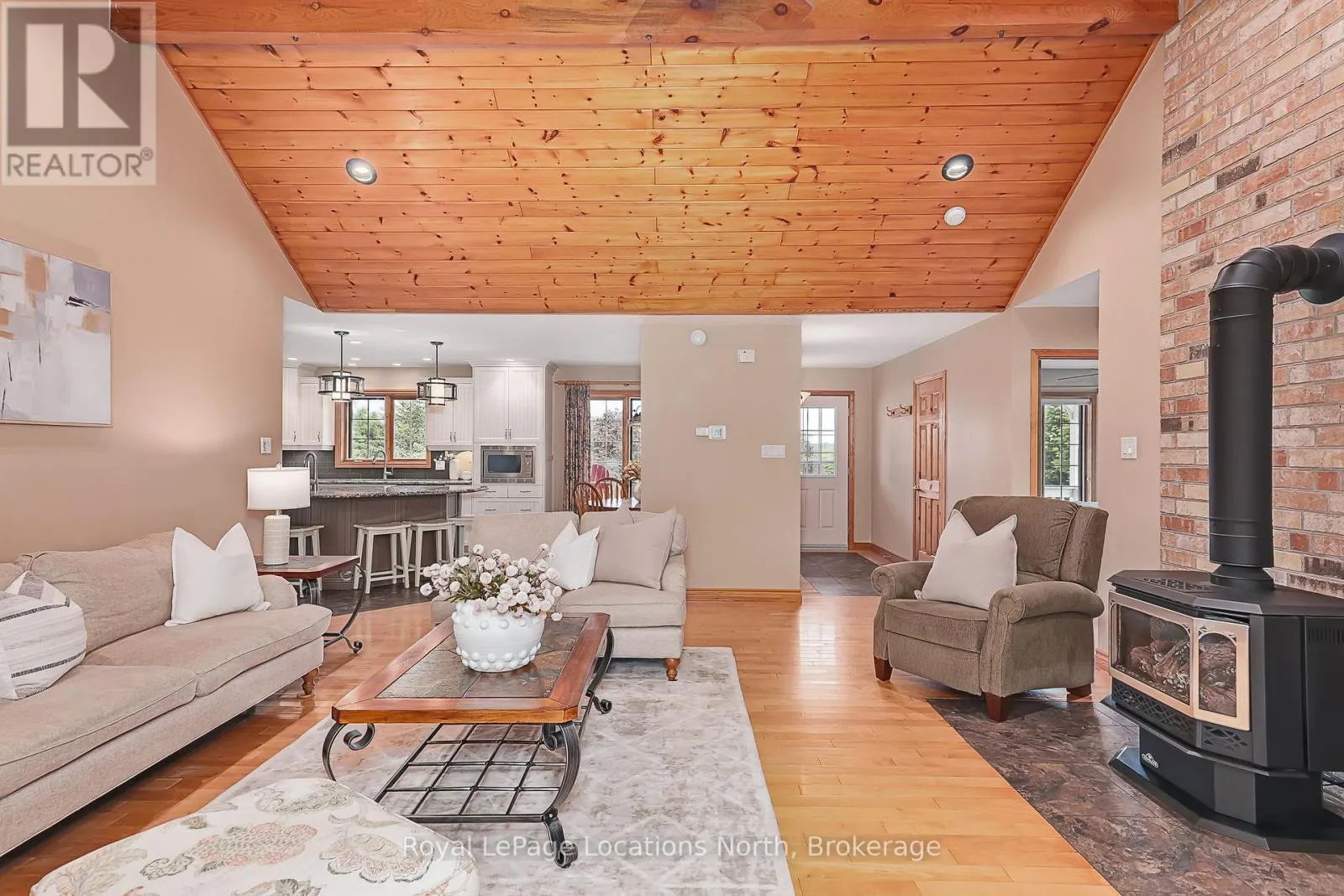 828530 MULMUR-NOTTAWASAGA TOWNLINE