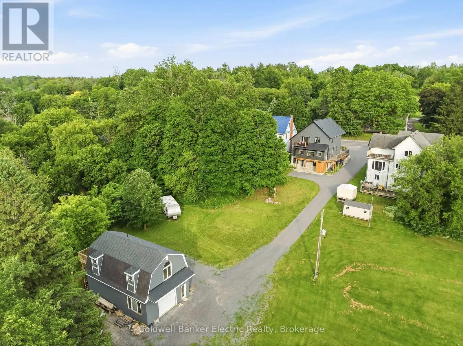 765 PALACE ROAD