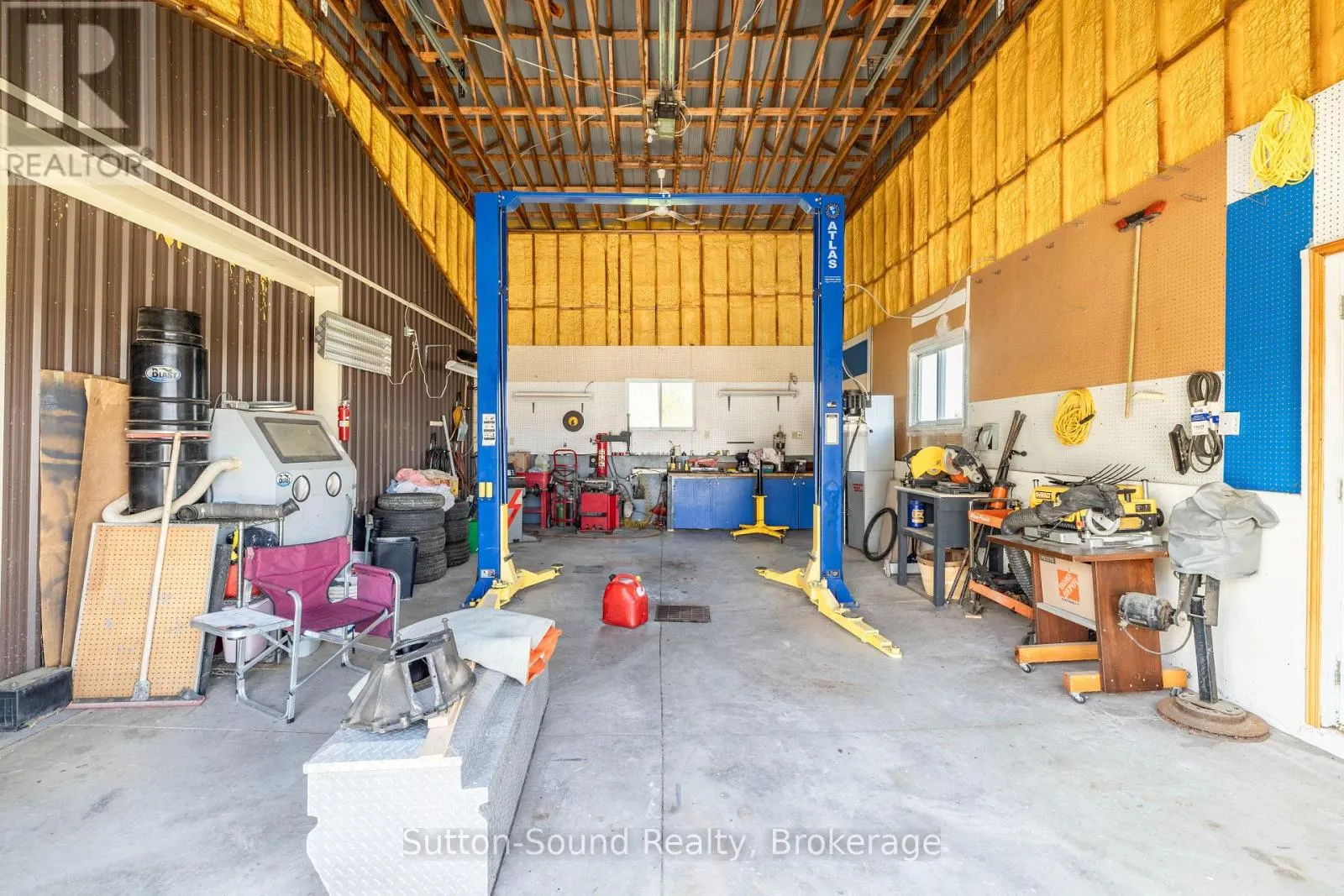 244363 22 SIDE ROAD