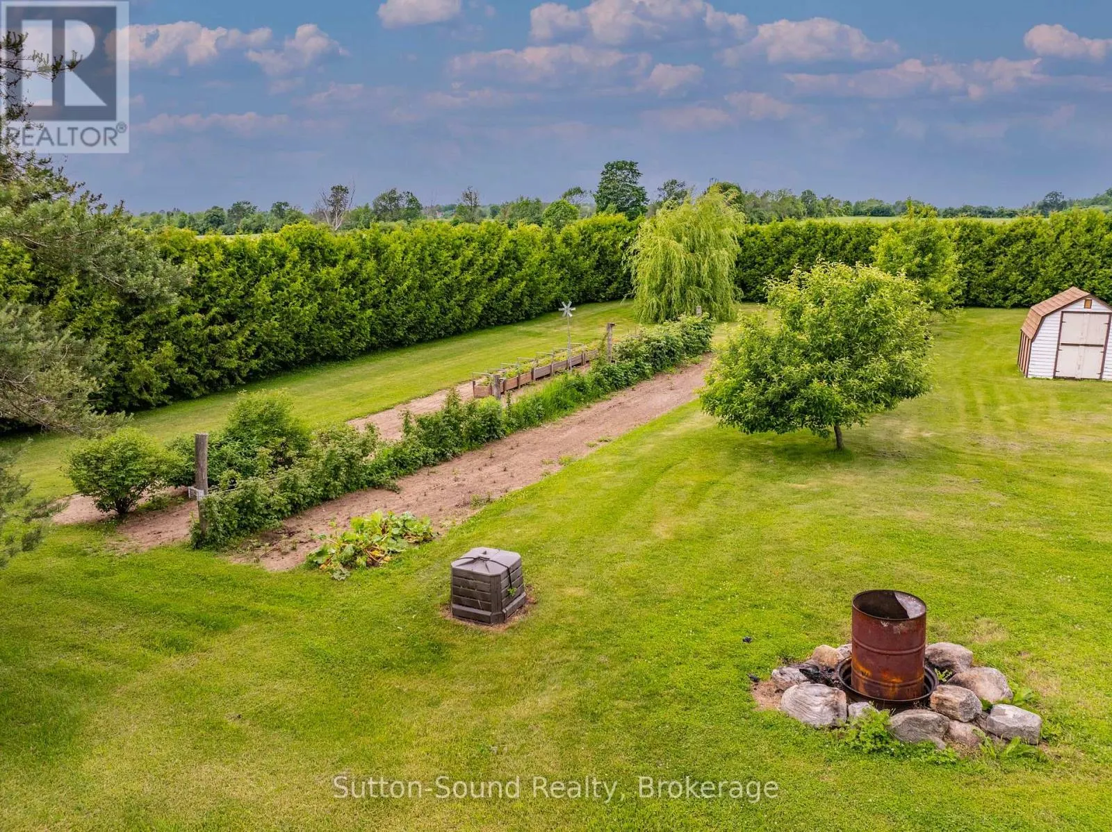 244363 22 SIDE ROAD
