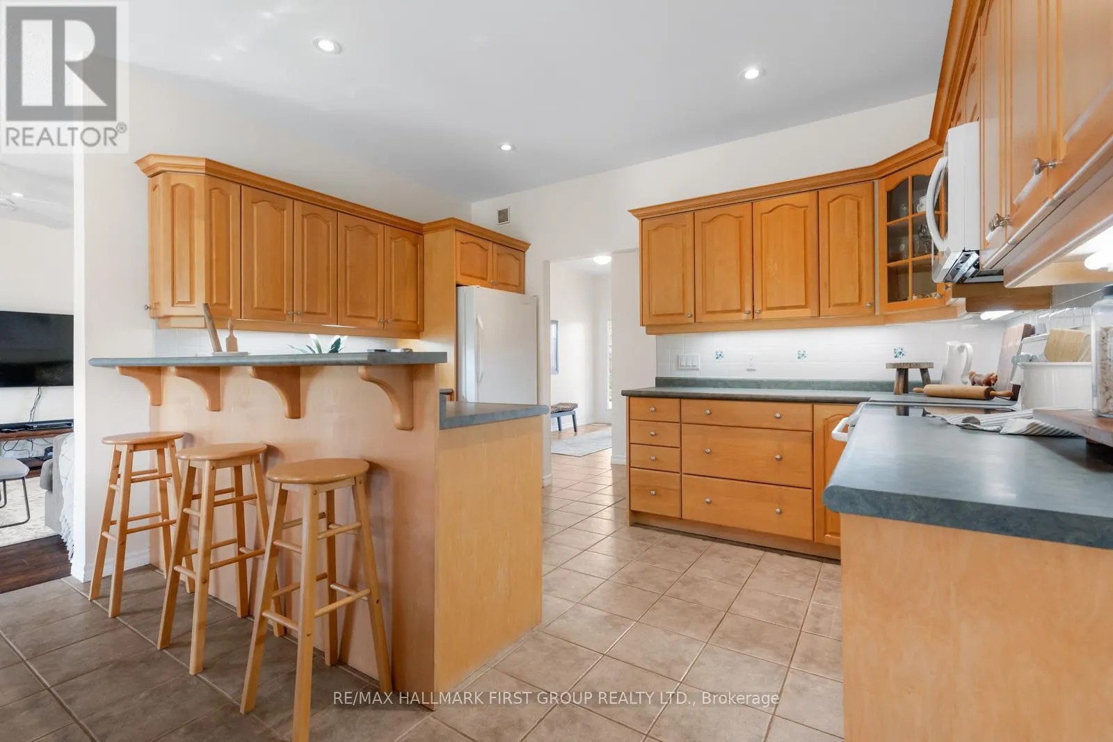 86 OAK HILL ROAD