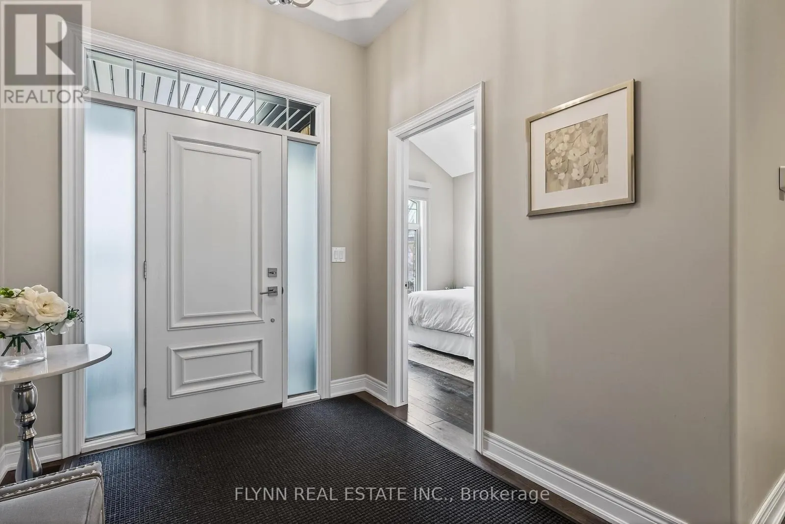 32 RIDGEVIEW CRESCENT
