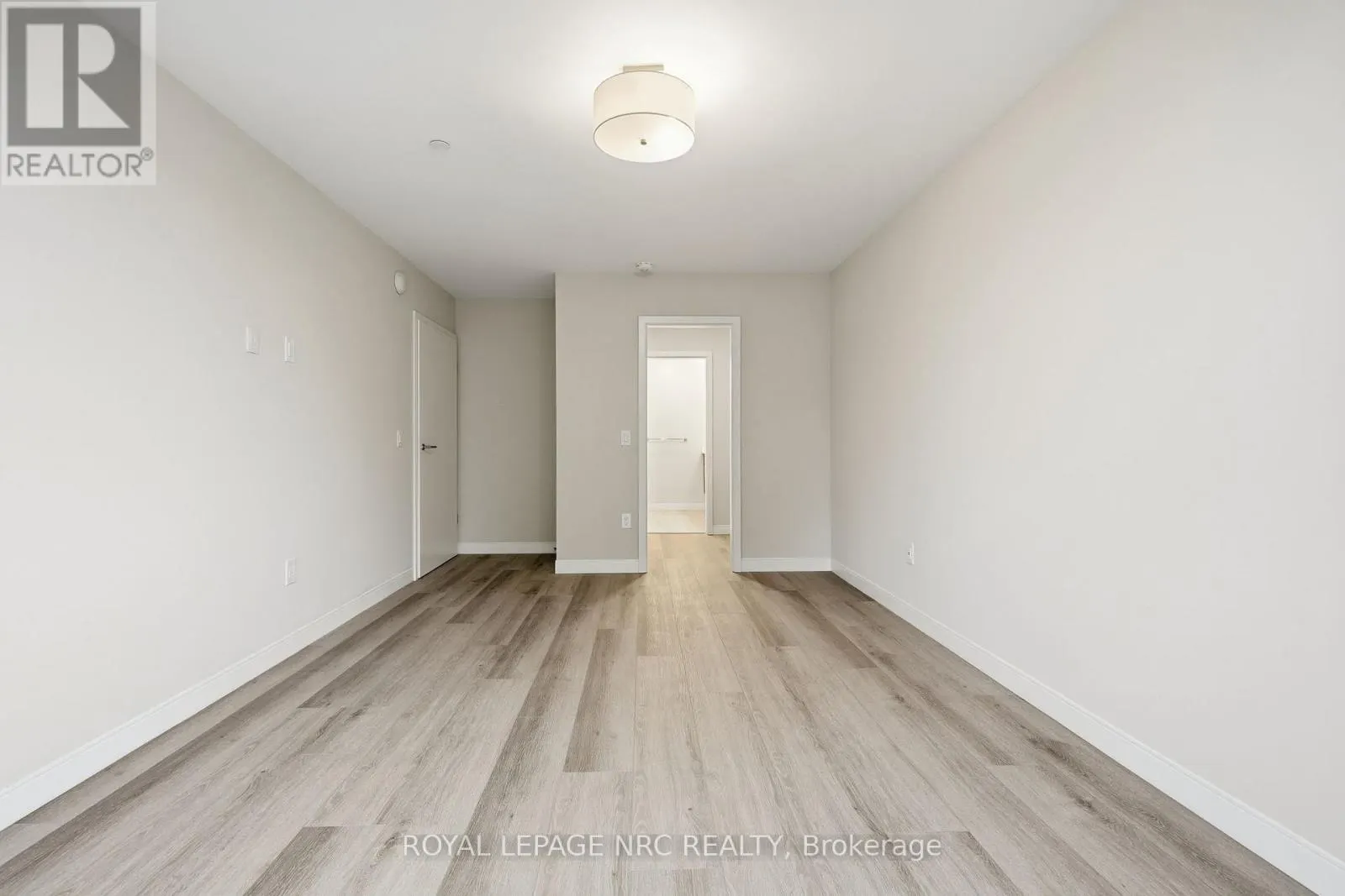 304 - 118 WEST STREET #304