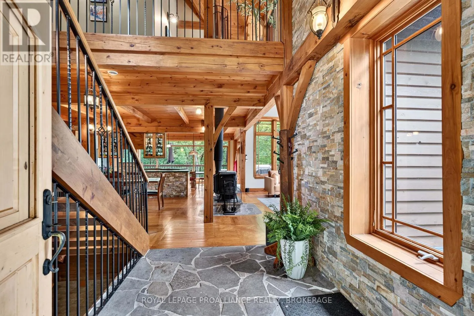 488 GULL CREEK LANE