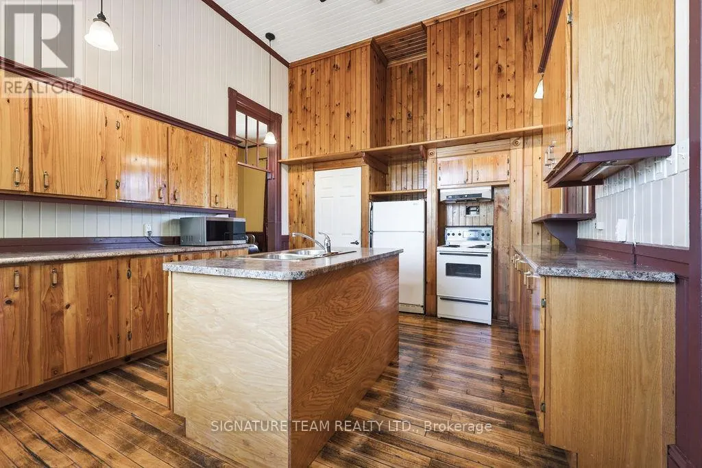 266 FOYMOUNT ROAD