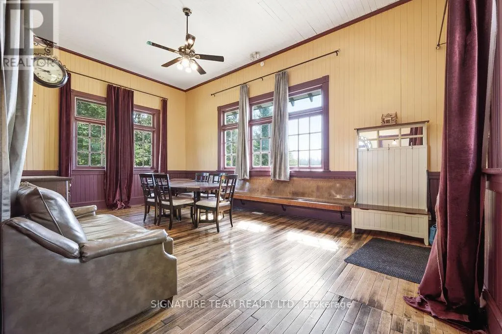 266 FOYMOUNT ROAD
