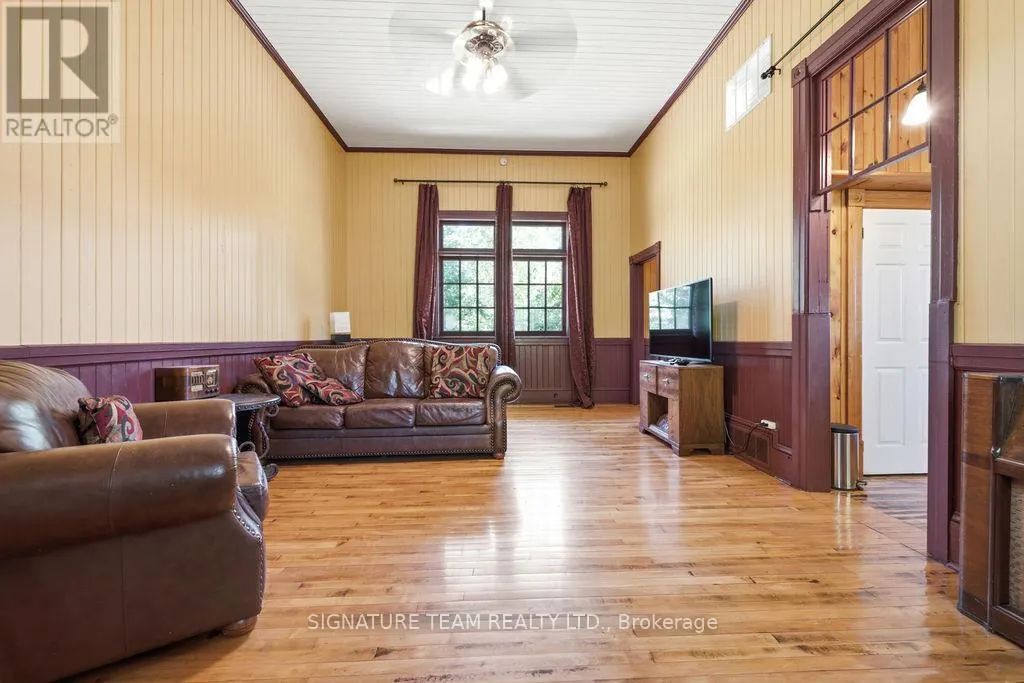 266 FOYMOUNT ROAD