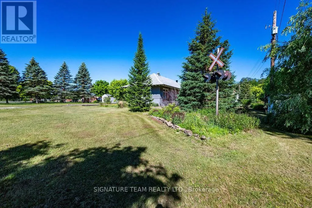 266 FOYMOUNT ROAD