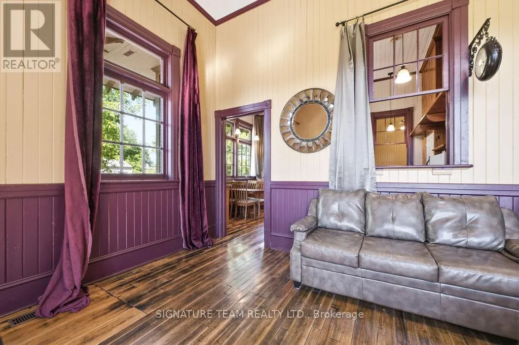 266 FOYMOUNT ROAD