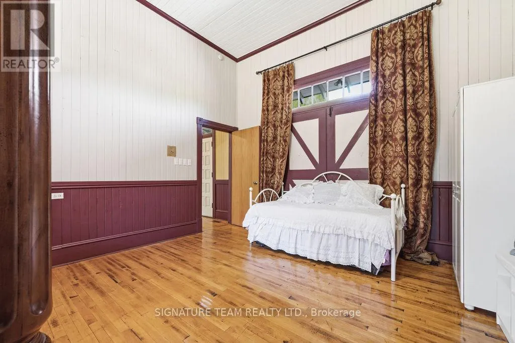 266 FOYMOUNT ROAD