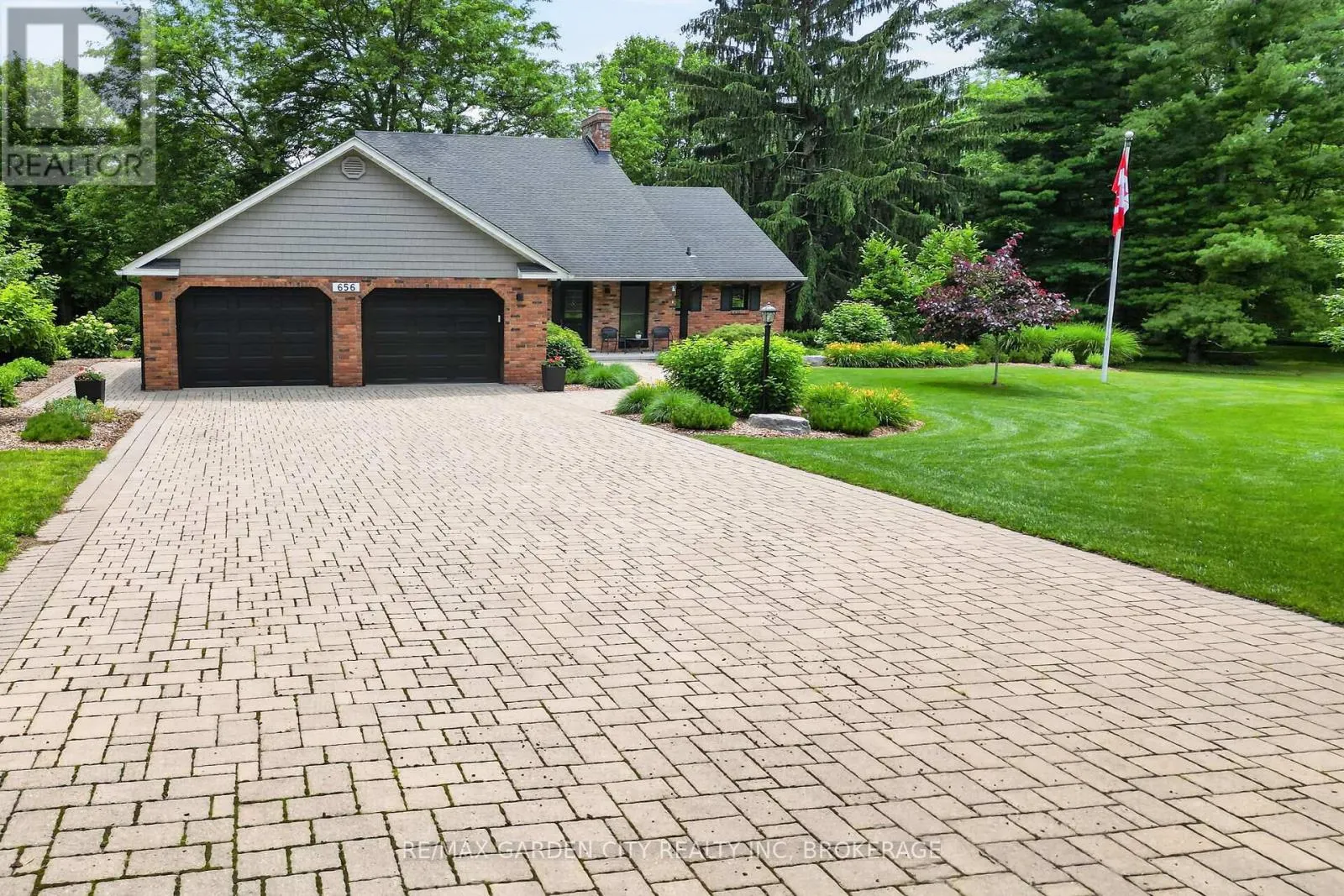656 MEMORIAL DRIVE