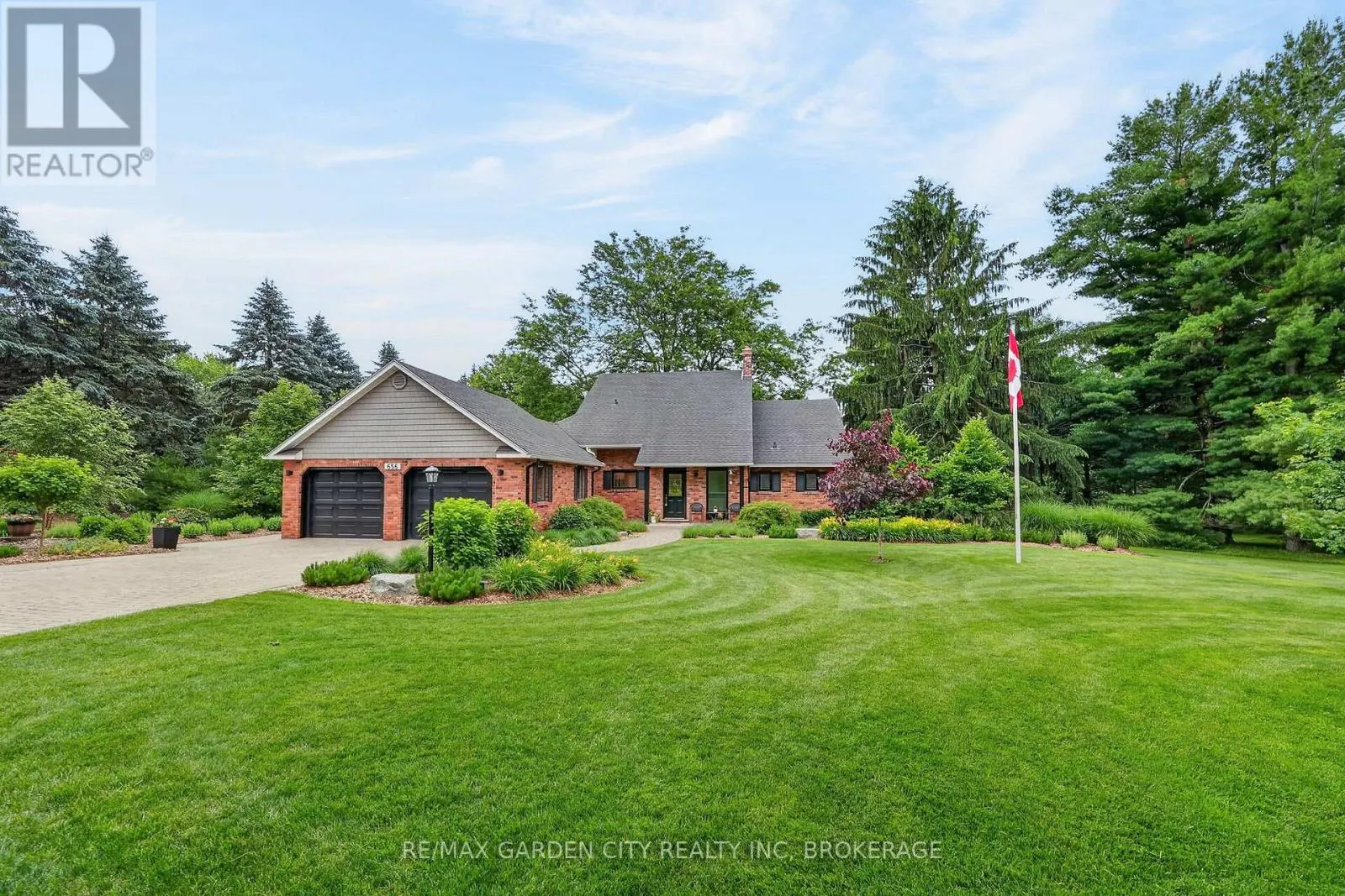 656 MEMORIAL DRIVE