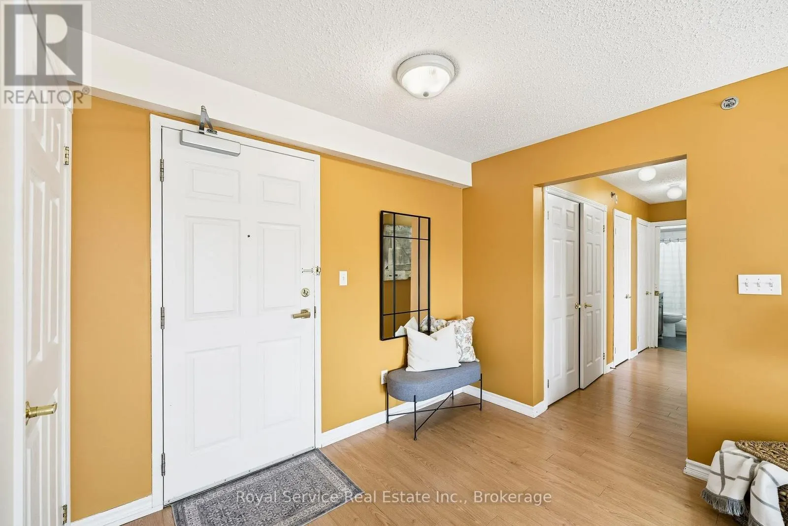 304 - 841 BATTELL STREET #304
