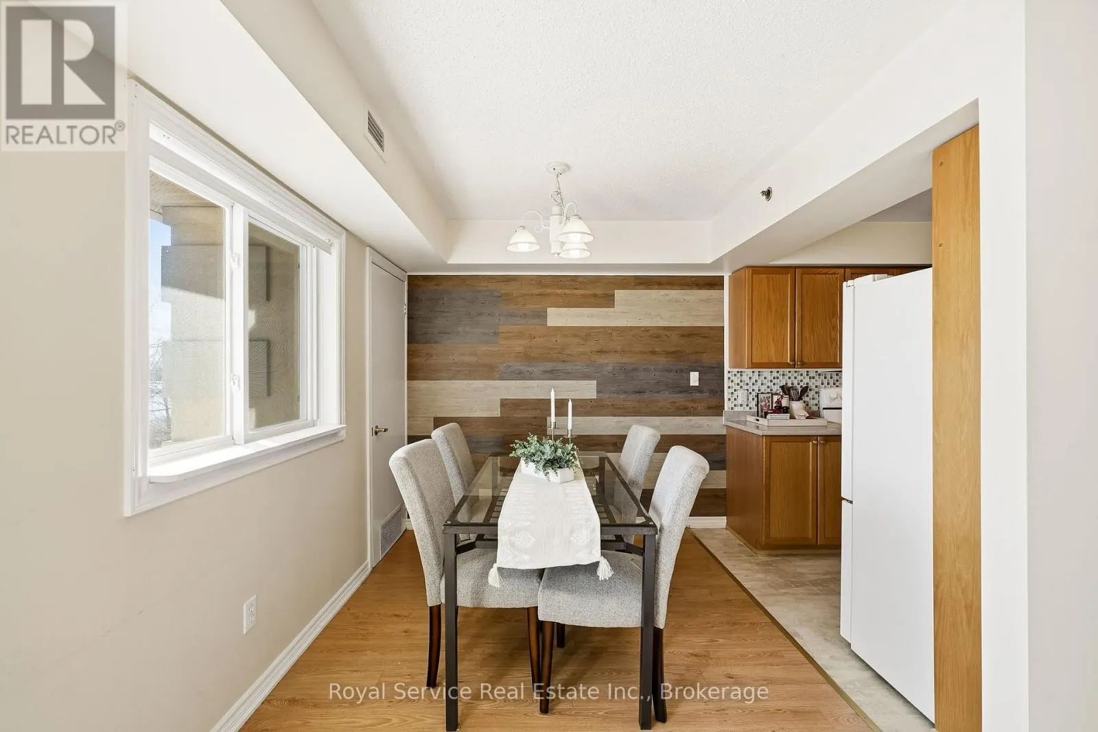 304 - 841 BATTELL STREET #304