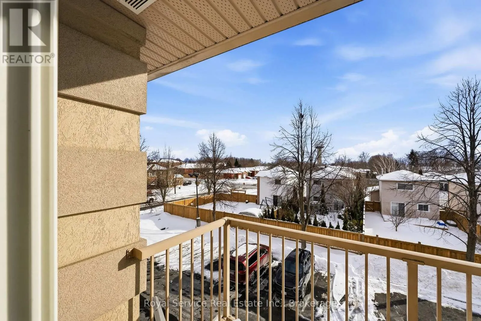 304 - 841 BATTELL STREET #304