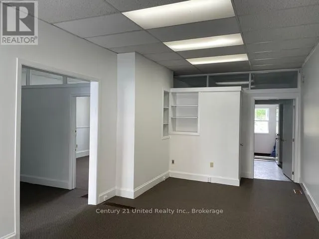 15 KING STREET E