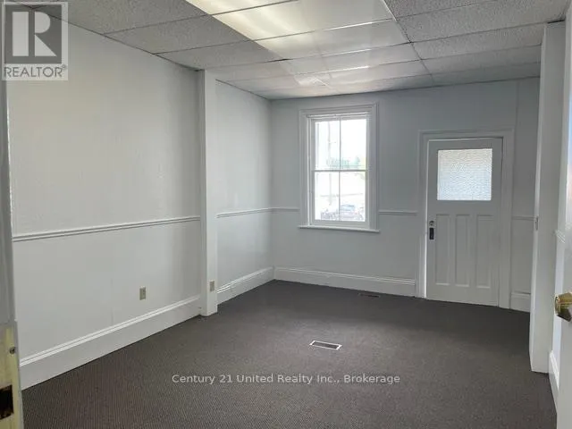15 KING STREET E