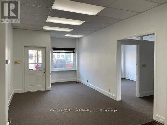 15 KING STREET E