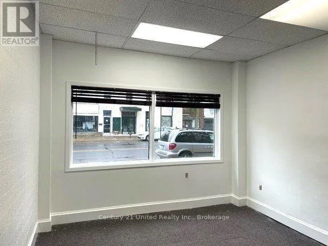 15 KING STREET E