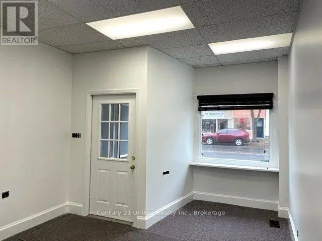 15 KING STREET E
